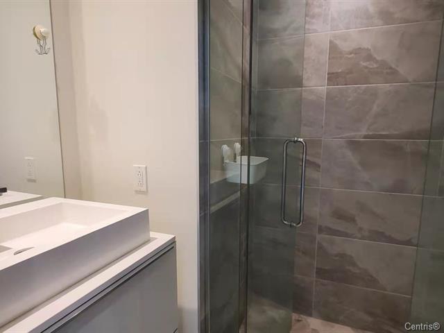 









1450


Boul. René-Lévesque O.

, 1507,
Montréal (Ville-Marie),




QC
H3G0E1

