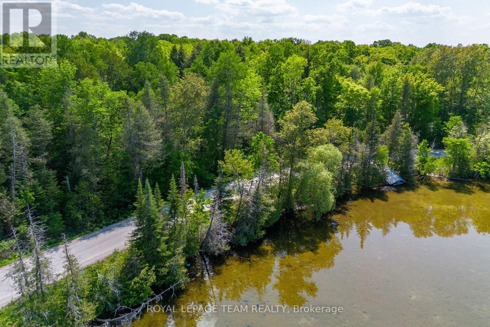 












02 MINK LAKE ROAD

,
North Algona Wilberforce,







Ontario
K0J1T0

