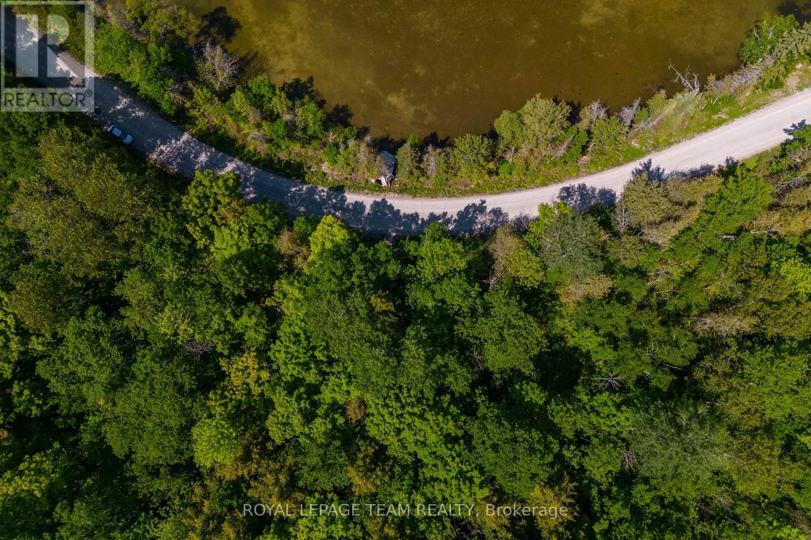 












02 MINK LAKE ROAD

,
North Algona Wilberforce,







Ontario
K0J1T0

