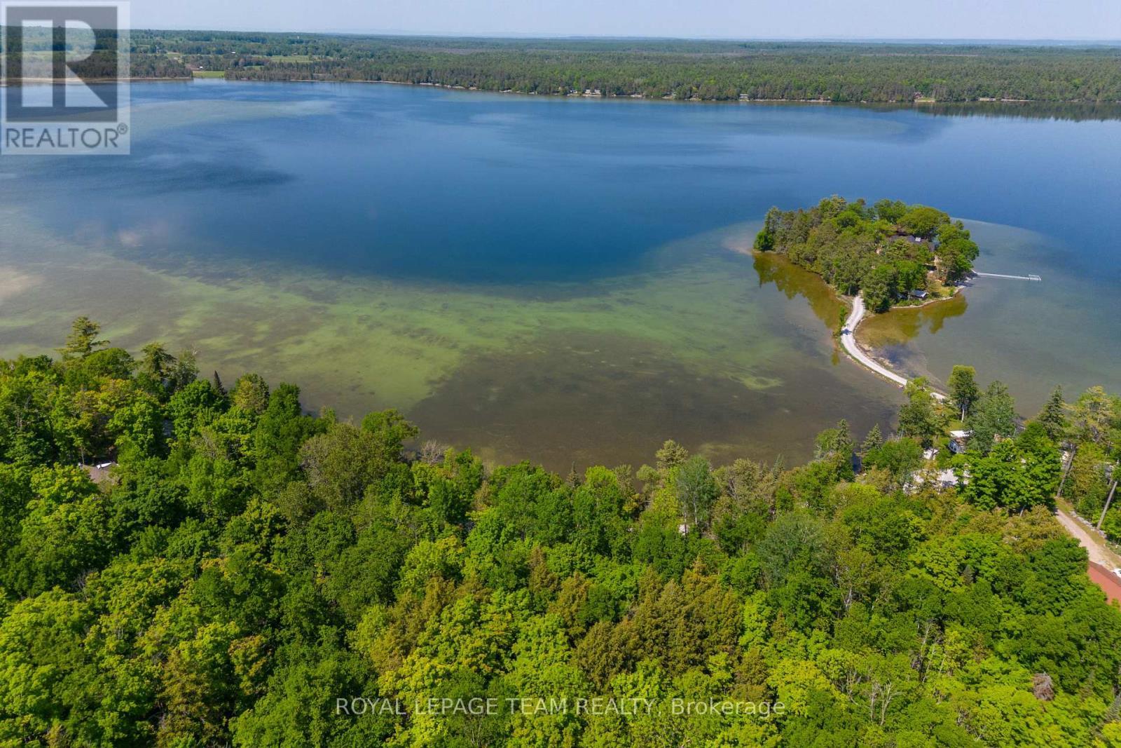 












02 MINK LAKE ROAD

,
North Algona Wilberforce,







Ontario
K0J1T0

