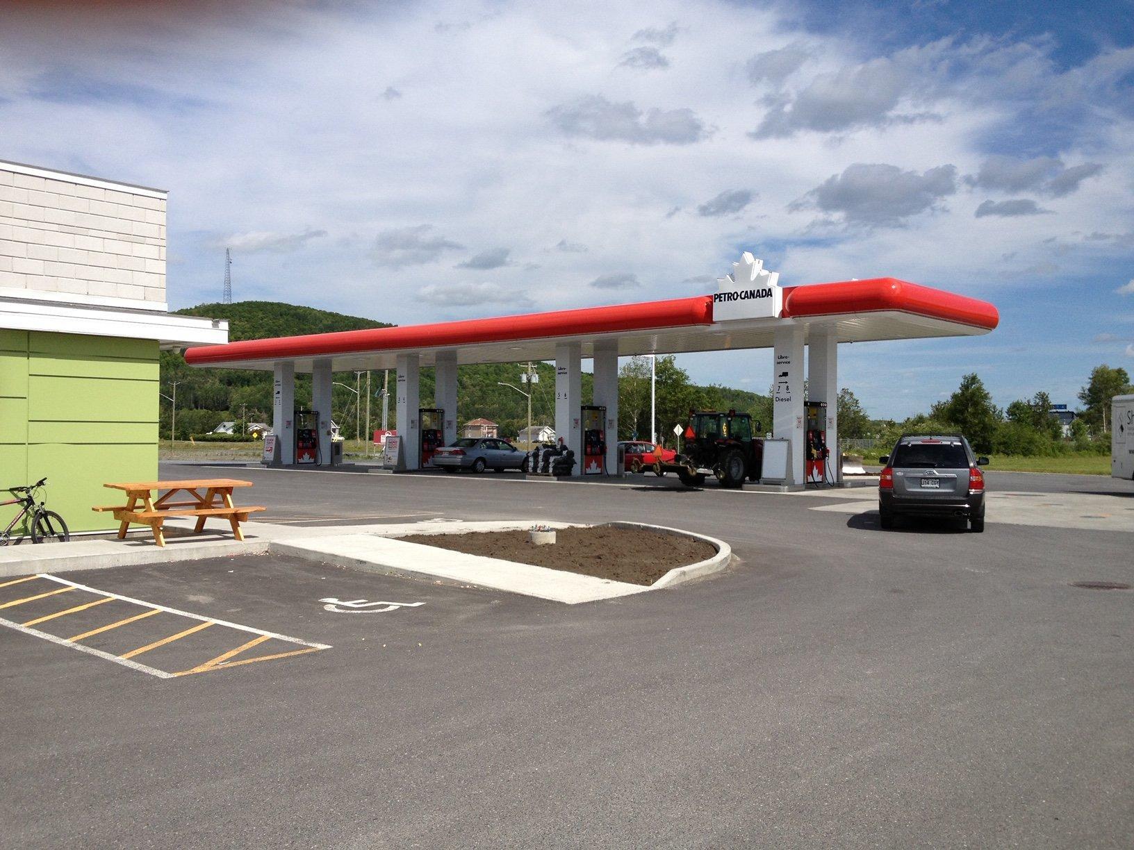 









1175


Av. de l'Accueil

,
Dégelis,




QC
G5T0B9

