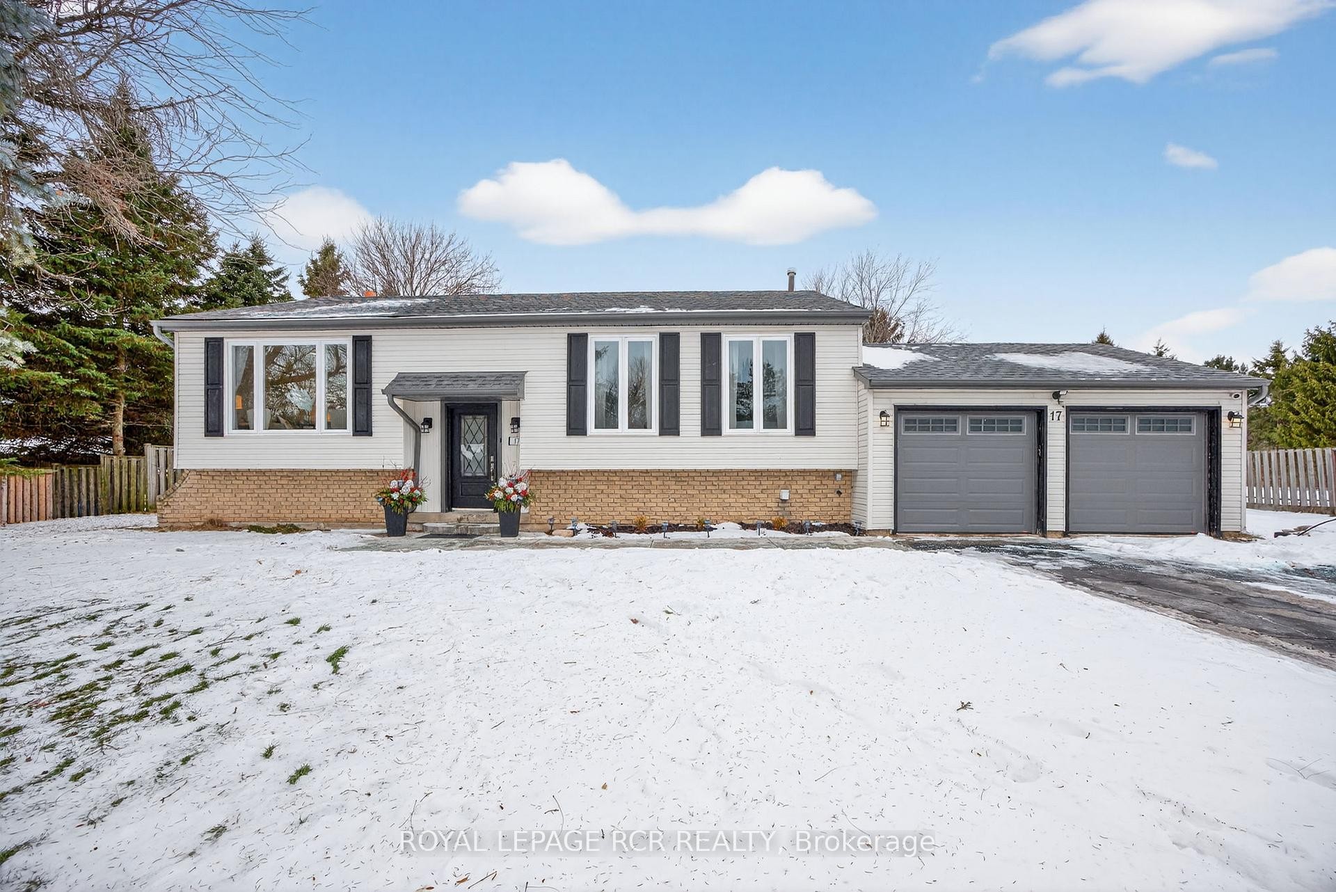 









17


Arlow

Road,
Caledon,




ON
L7K 0A5

