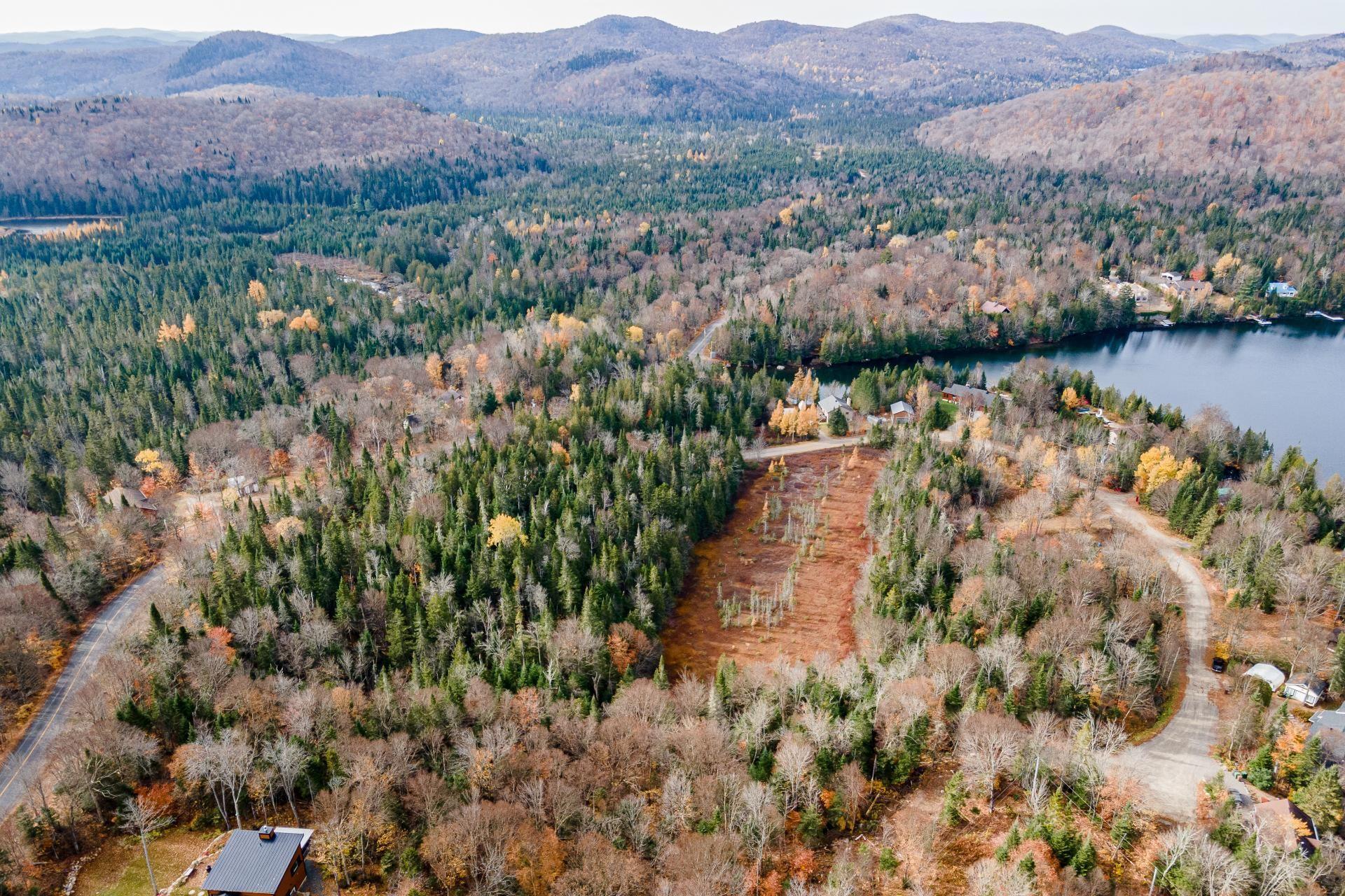 












Ch. de la Pointe

,
Lantier,







QC
J0T1V0

