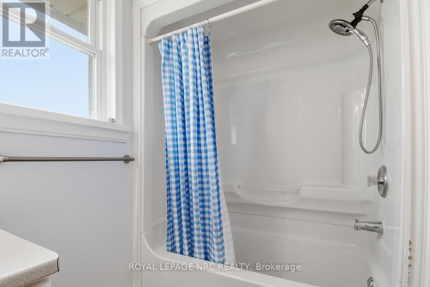 












11572 HWY 3 HIGHWAY

,
Wainfleet (Marshville/Winger),




Ontario
L0S1V0

