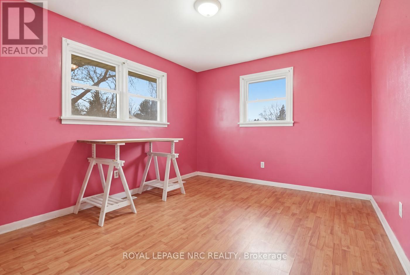 












11572 HWY 3 HIGHWAY

,
Wainfleet (Marshville/Winger),




Ontario
L0S1V0

