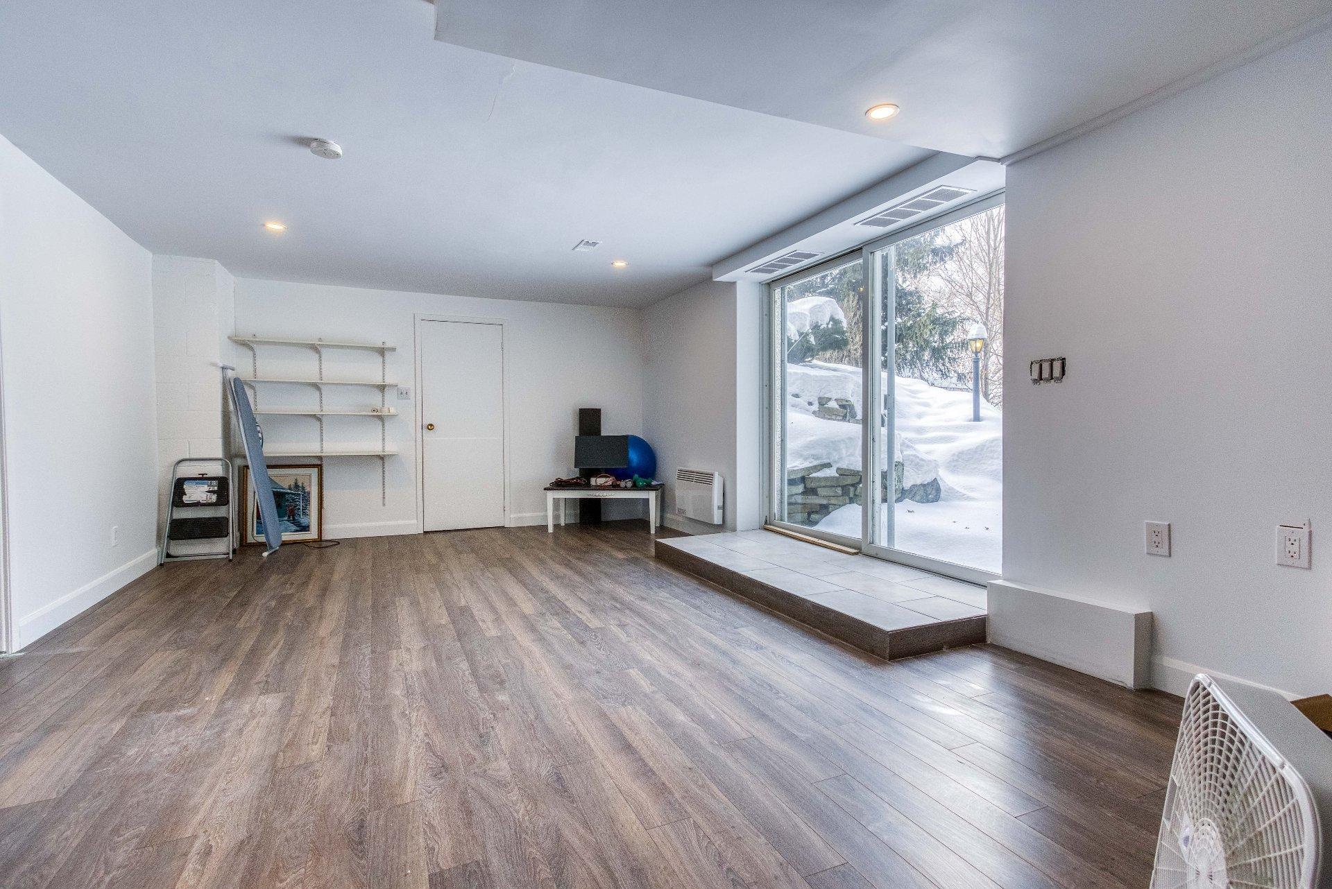 









114


Rue du Docteur-Fauteux

,
Shawinigan,




QC
G9P0J2

