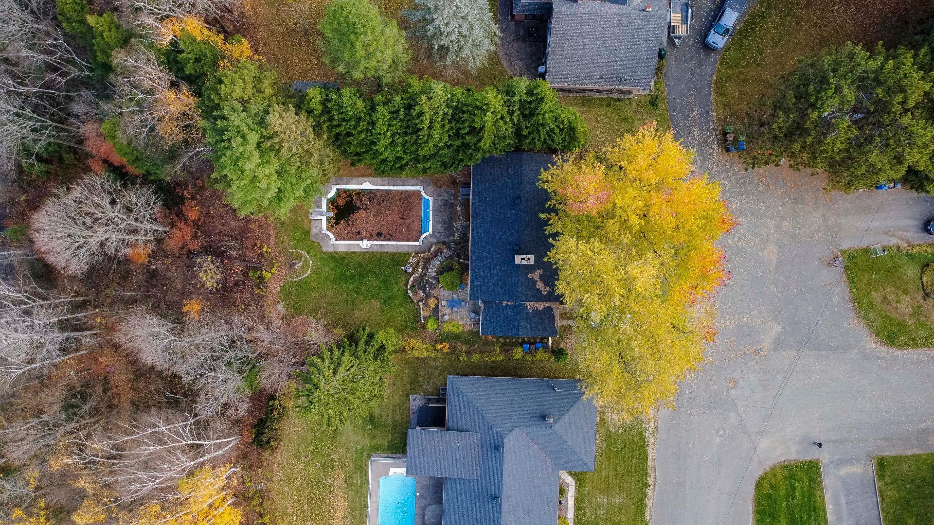 









114


Rue du Docteur-Fauteux

,
Shawinigan,




QC
G9P0J2

