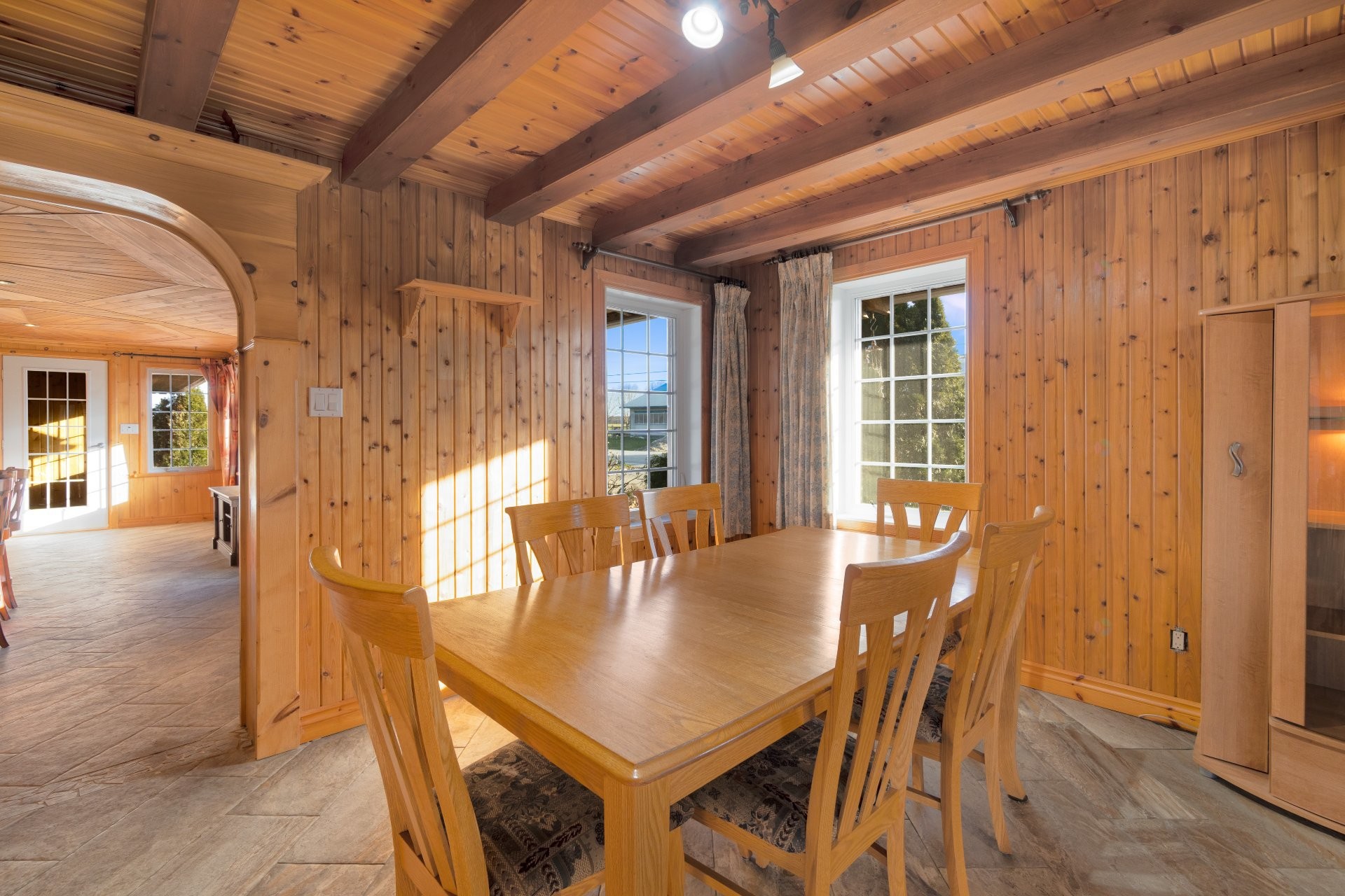 









2100


Ch. Yamaska

,
Farnham,




QC
J2N0S8

