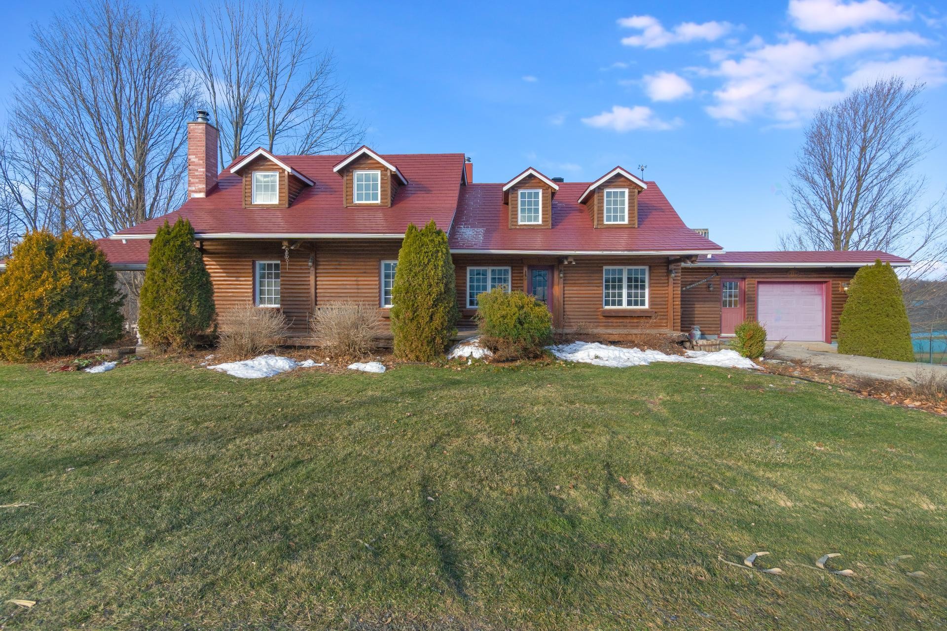 









2100


Ch. Yamaska

,
Farnham,




QC
J2N0S8

