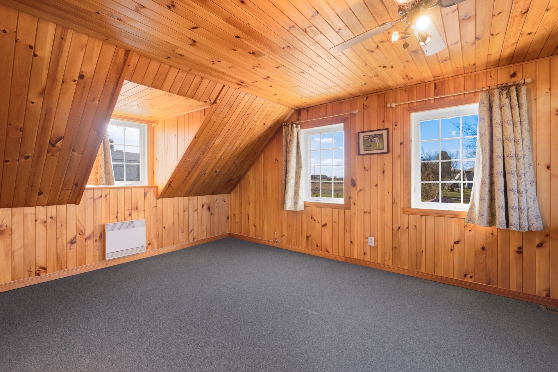 









2100


Ch. Yamaska

,
Farnham,




QC
J2N0S8

