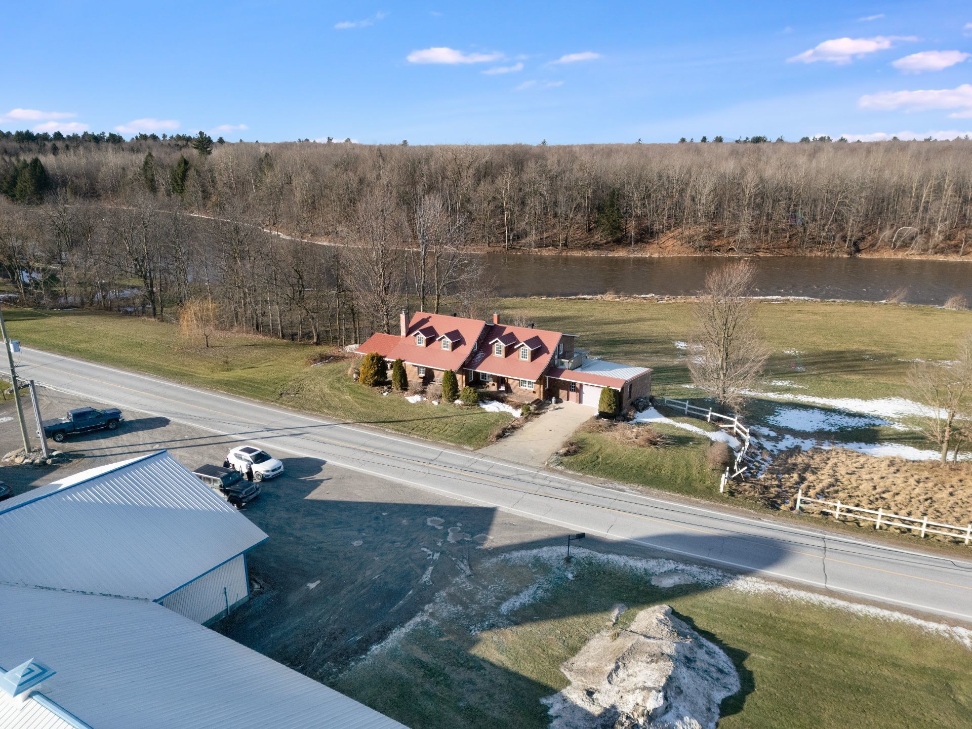 









2100


Ch. Yamaska

,
Farnham,




QC
J2N0S8

