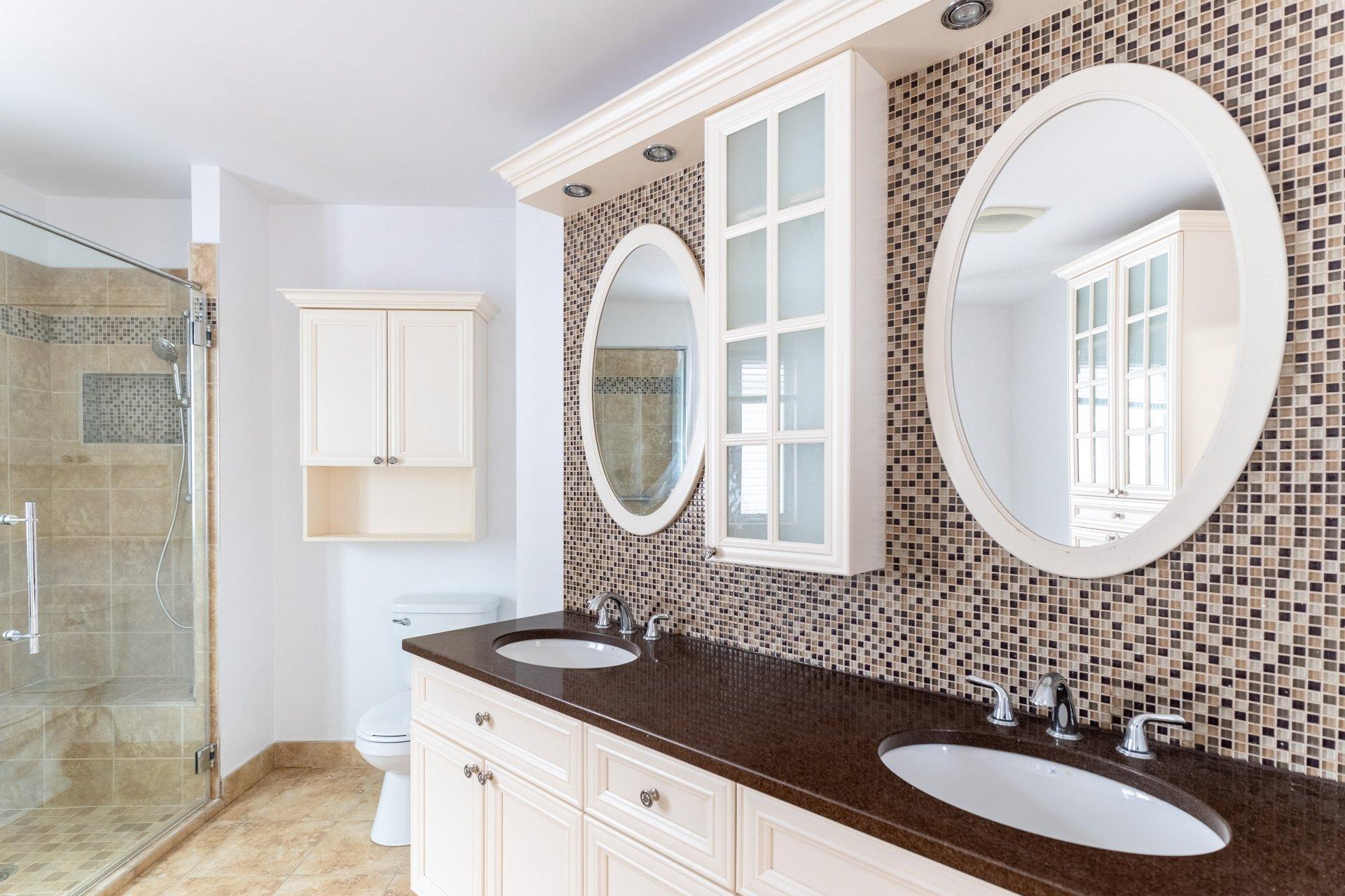 









6263


Rue des Mimosas

,
Longueuil (Saint-Hubert),




QC
J3Z1J5

