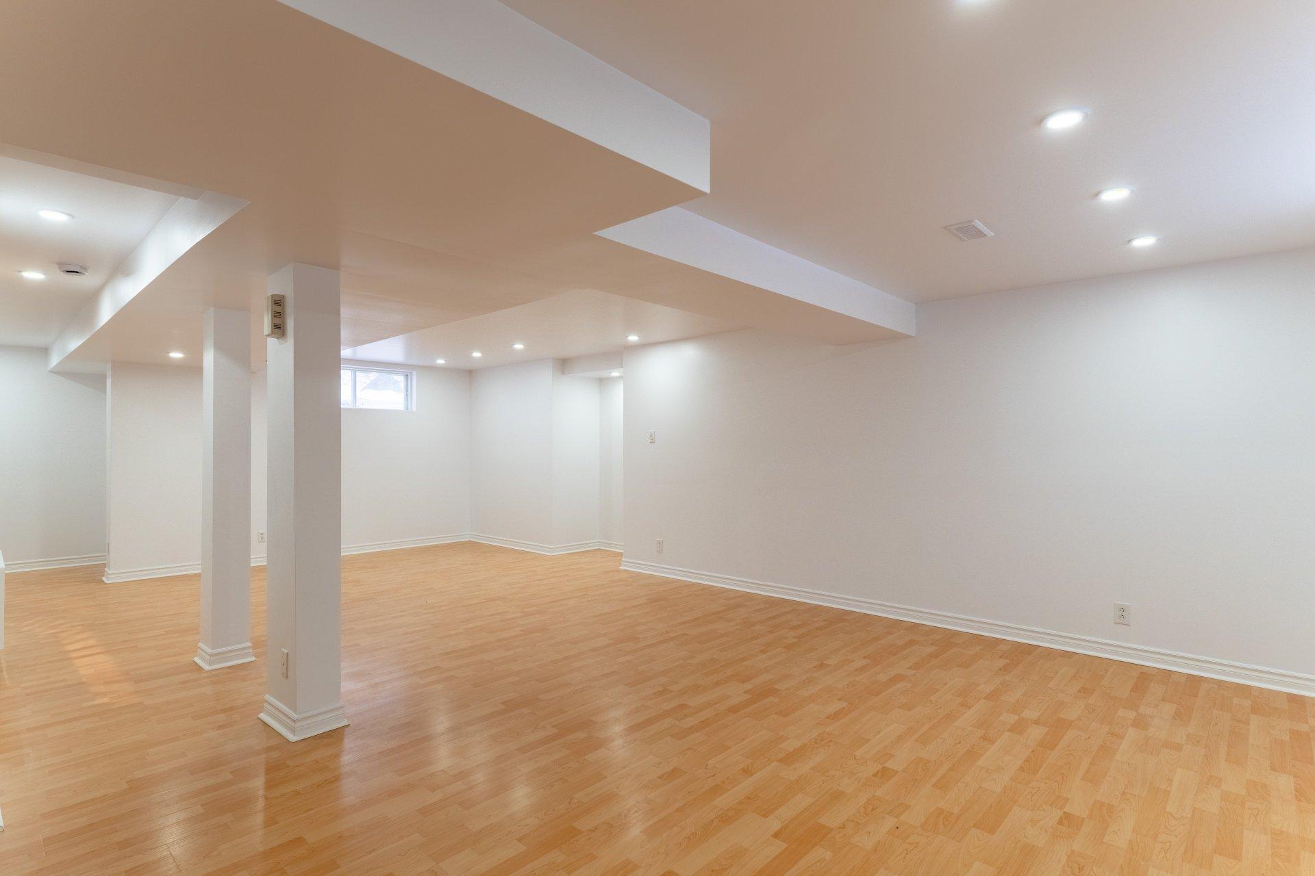 









6263


Rue des Mimosas

,
Longueuil (Saint-Hubert),




QC
J3Z1J5

