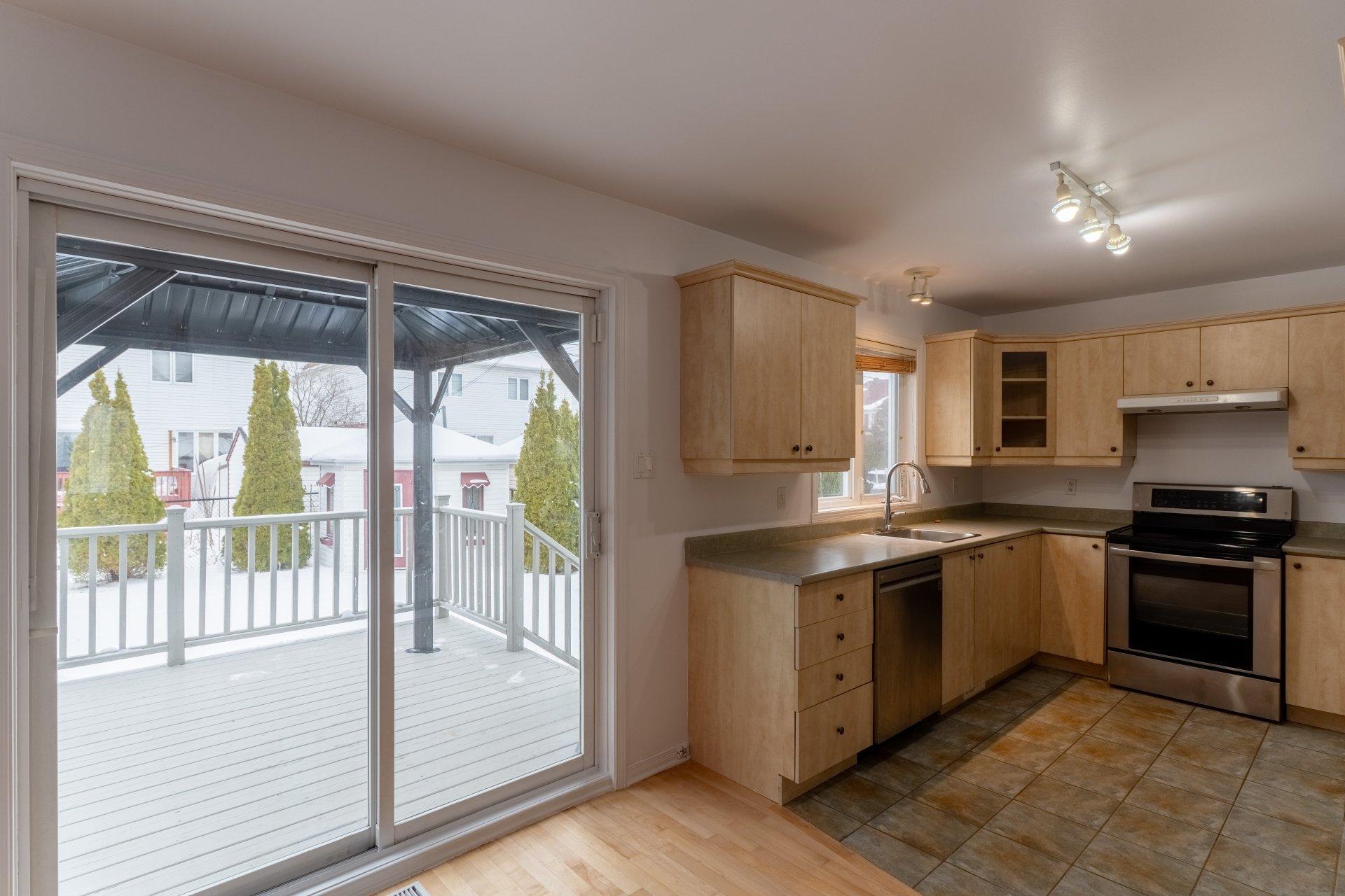 









6263


Rue des Mimosas

,
Longueuil (Saint-Hubert),




QC
J3Z1J5

