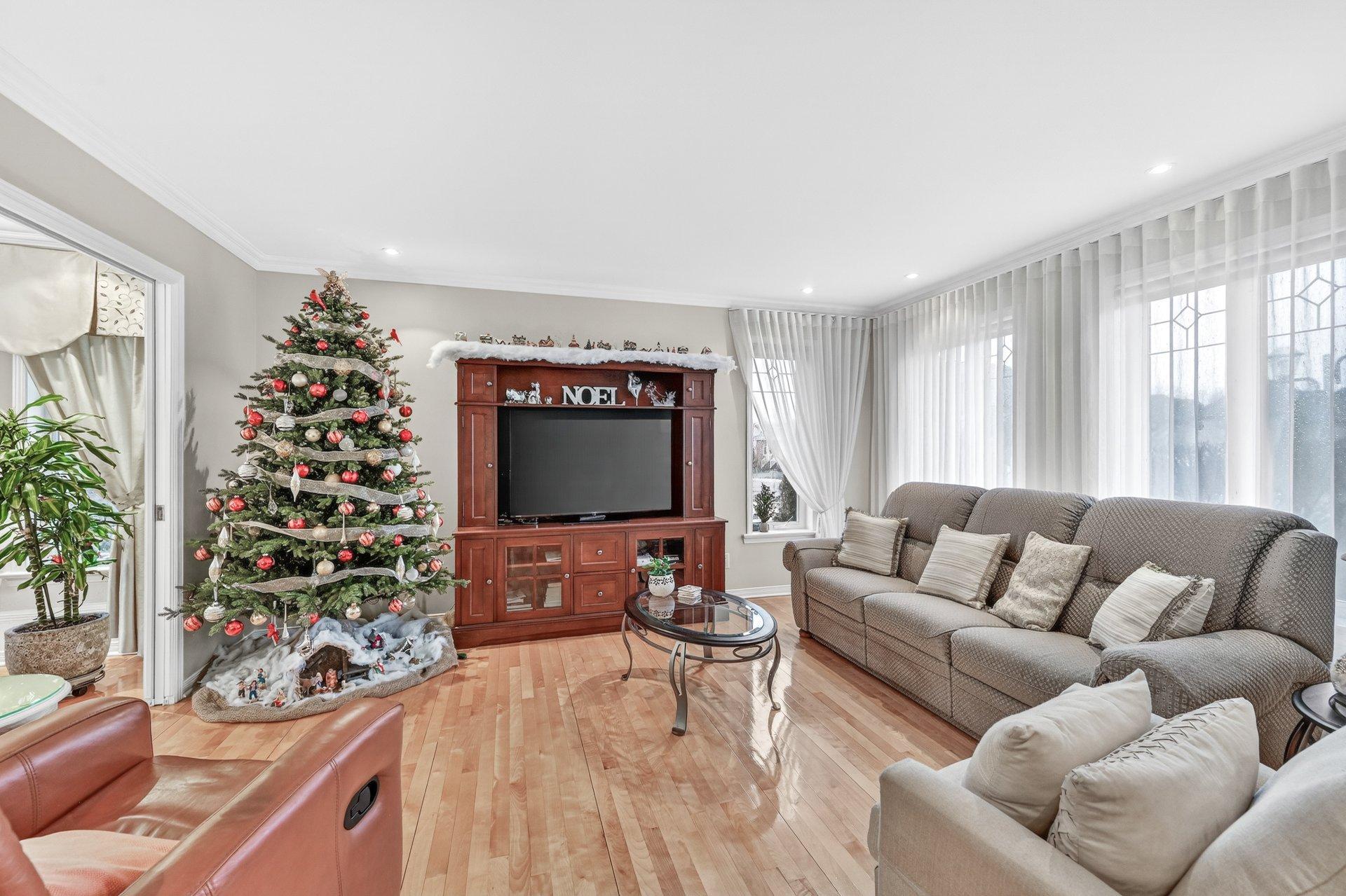 









15


Rue Louis-Fréchette

,
Saint-Jean-sur-Richelieu,




QC
J2W1E9

