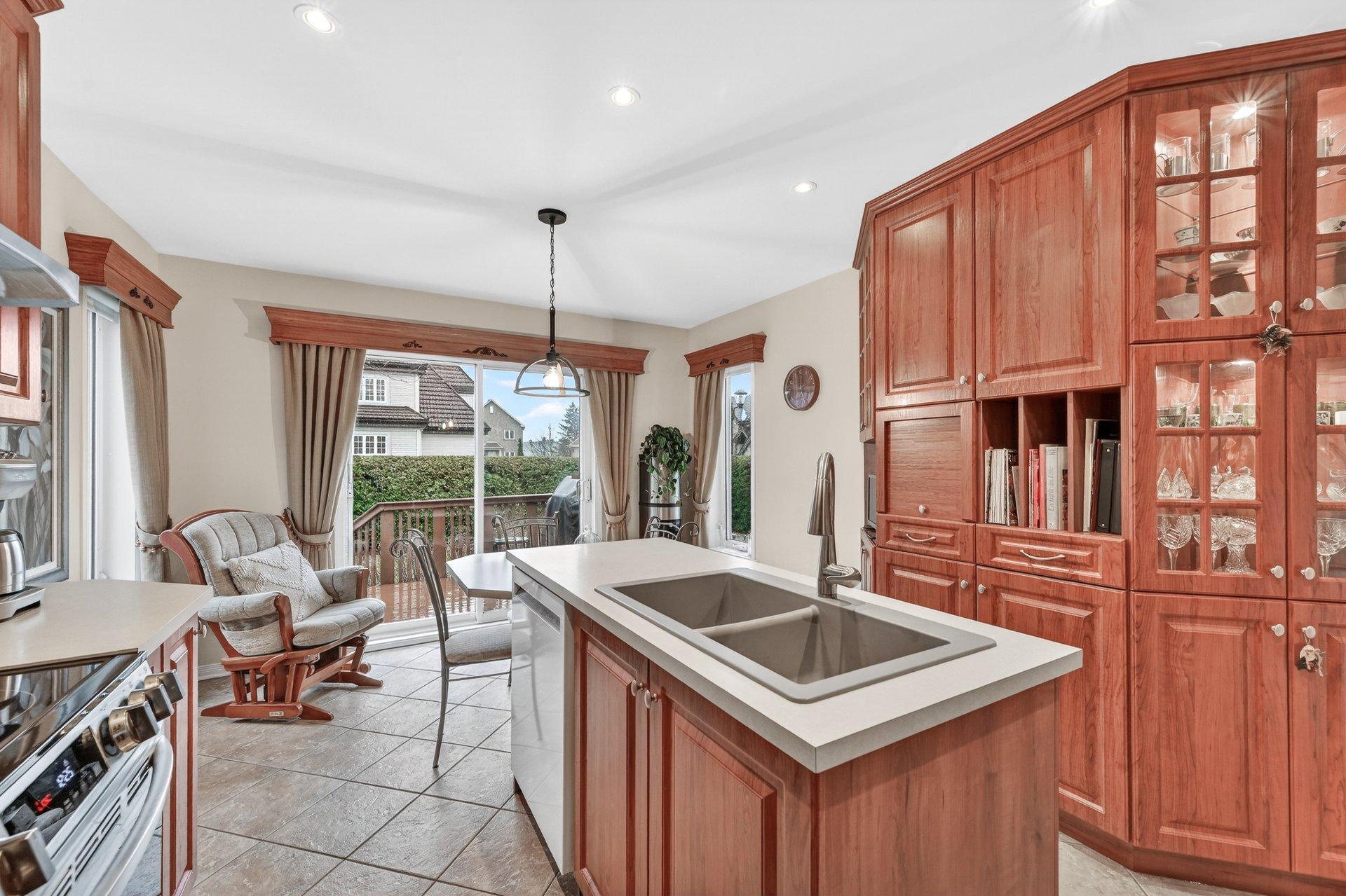 









15


Rue Louis-Fréchette

,
Saint-Jean-sur-Richelieu,




QC
J2W1E9

