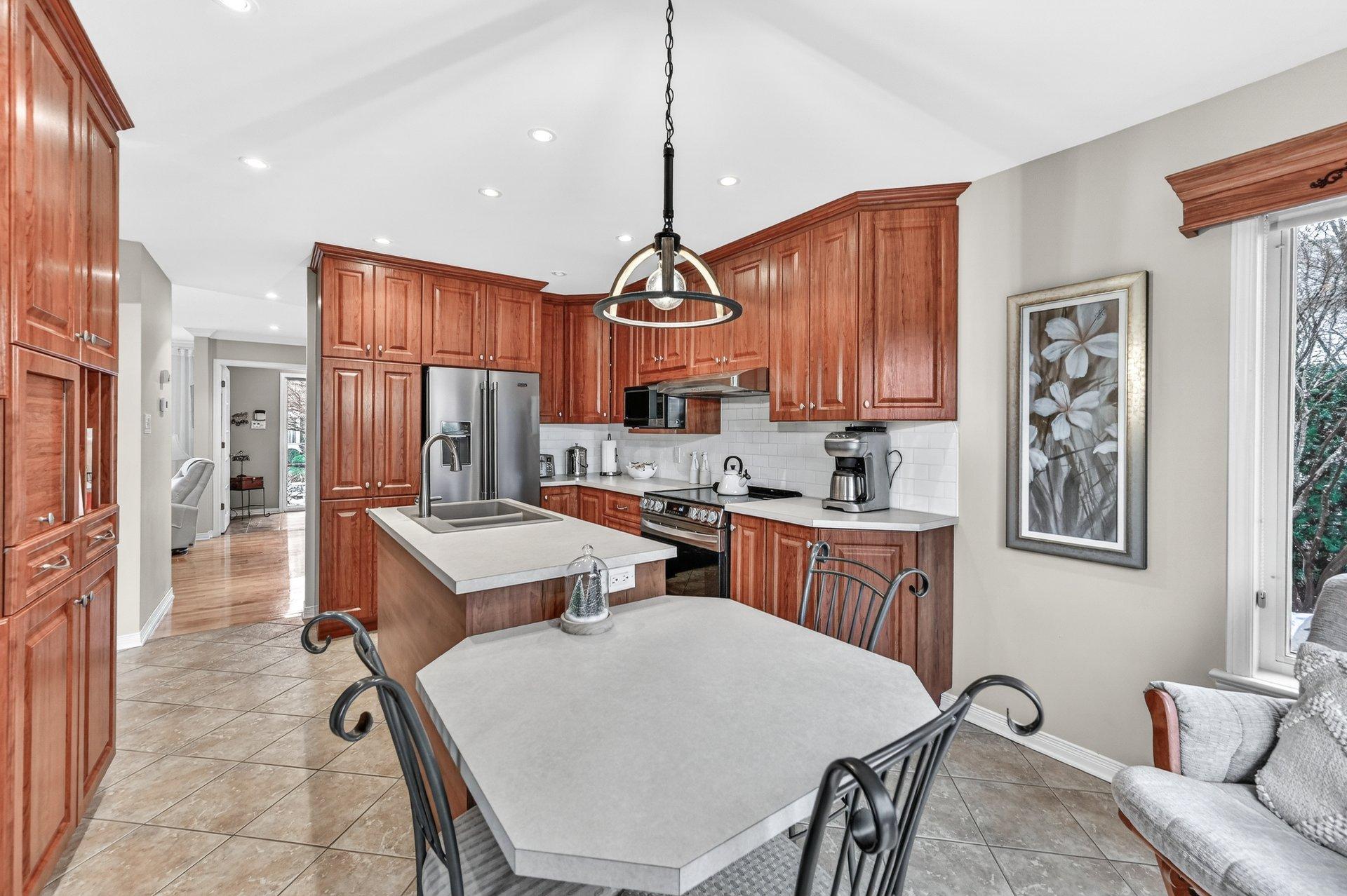 









15


Rue Louis-Fréchette

,
Saint-Jean-sur-Richelieu,




QC
J2W1E9

