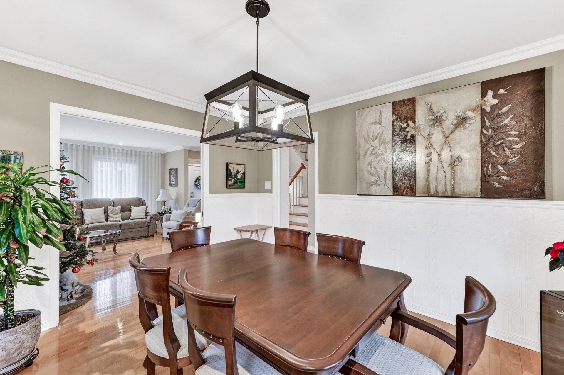 









15


Rue Louis-Fréchette

,
Saint-Jean-sur-Richelieu,




QC
J2W1E9

