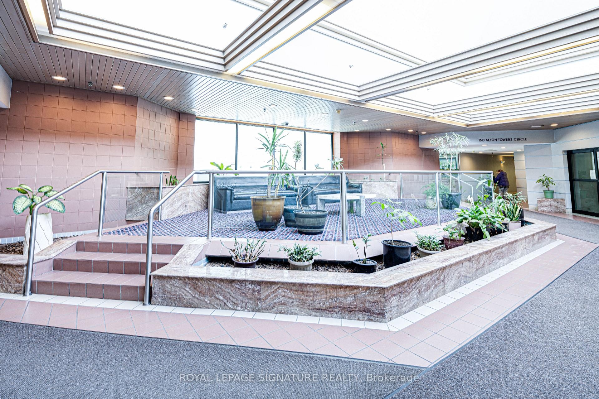 









150


Alton Towers

Circle, 405,
Toronto,




ON
M1V 4X7

