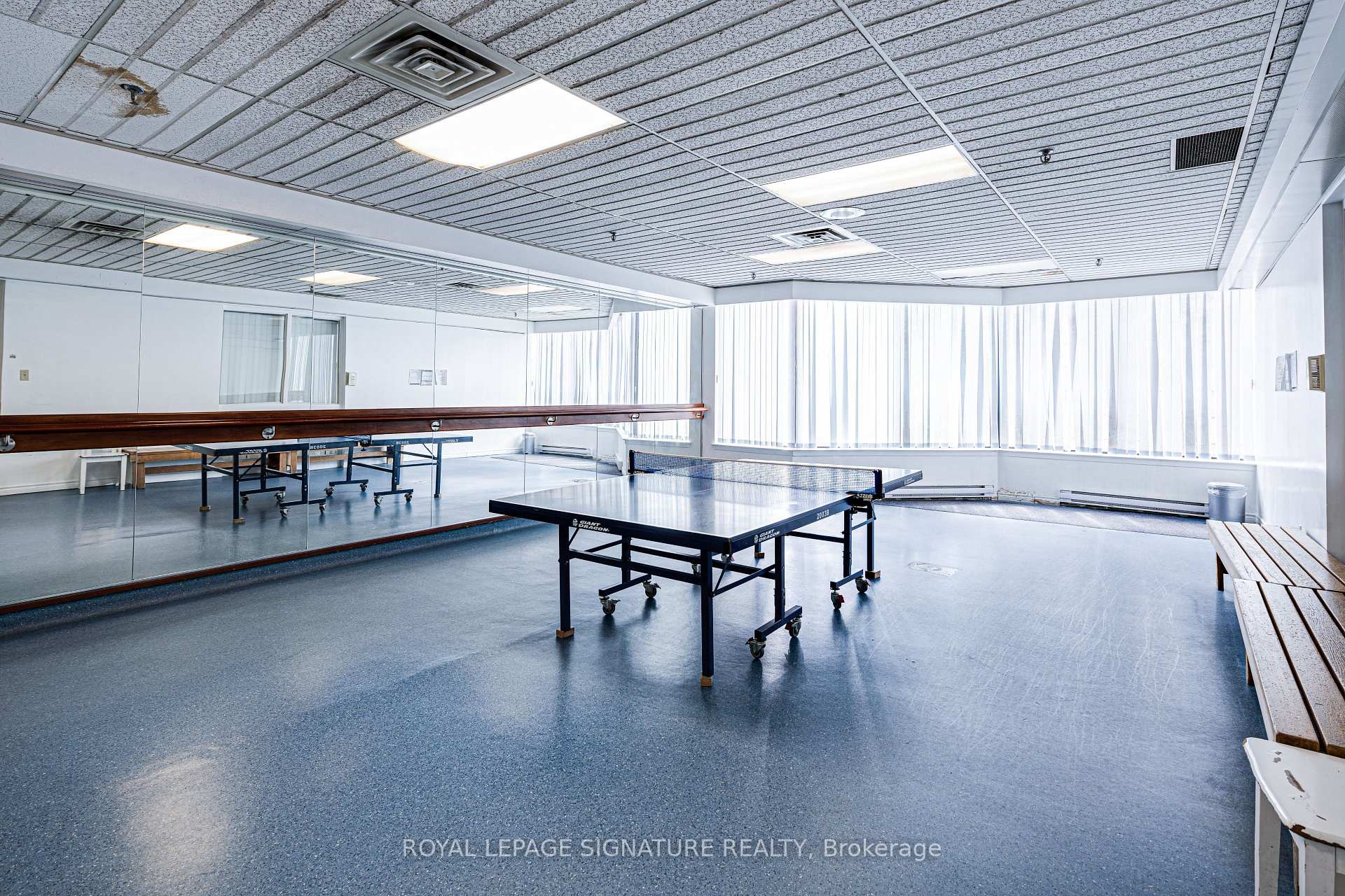 









150


Alton Towers

Circle, 405,
Toronto,




ON
M1V 4X7

