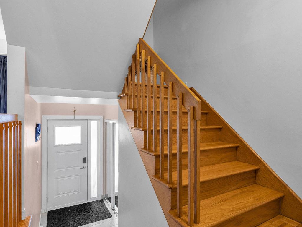 









5053


Rue Athéna

,
Pierrefonds-Roxboro (Montréal),




QC
H8Z3K9

