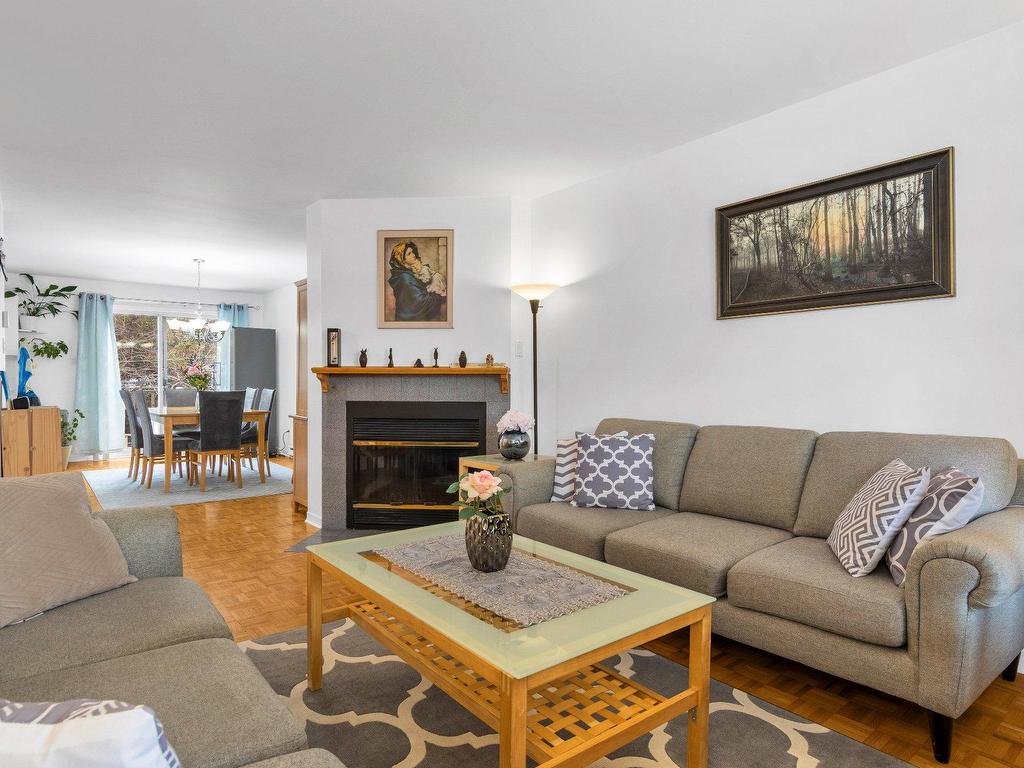 









5053


Rue Athéna

,
Pierrefonds-Roxboro (Montréal),




QC
H8Z3K9

