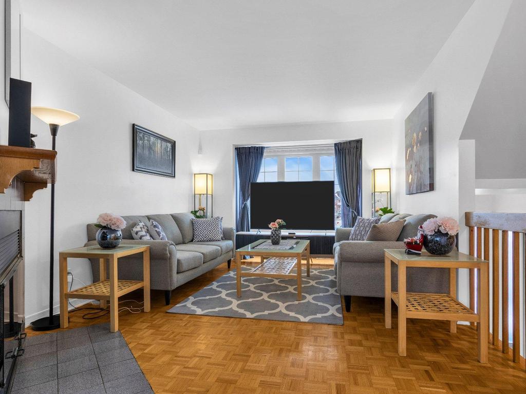 









5053


Rue Athéna

,
Pierrefonds-Roxboro (Montréal),




QC
H8Z3K9

