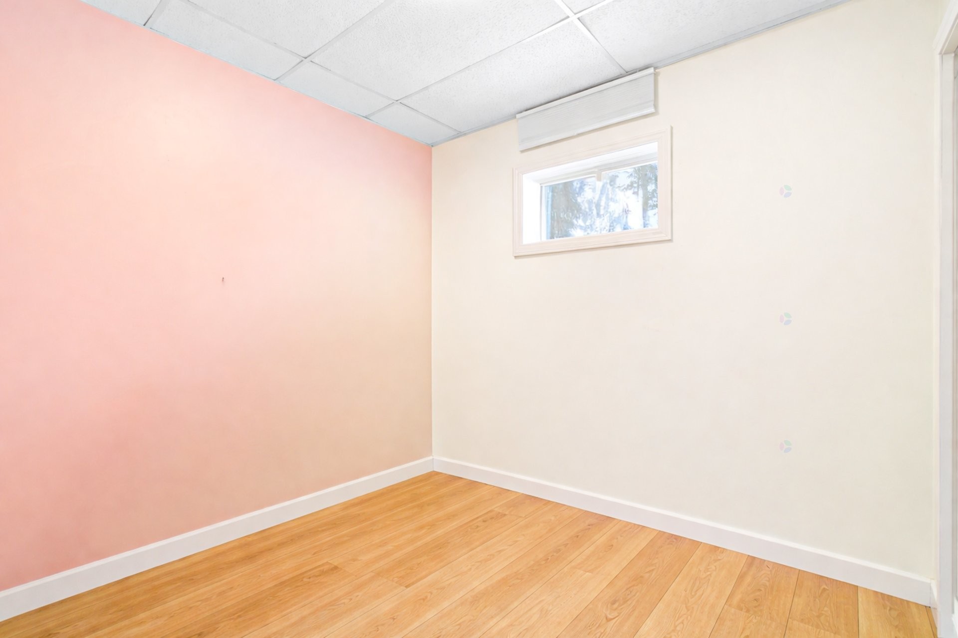 









1726


Ch. de la Baie-du-Lac

,
Saint-Sauveur,




QC
J0R1R1

