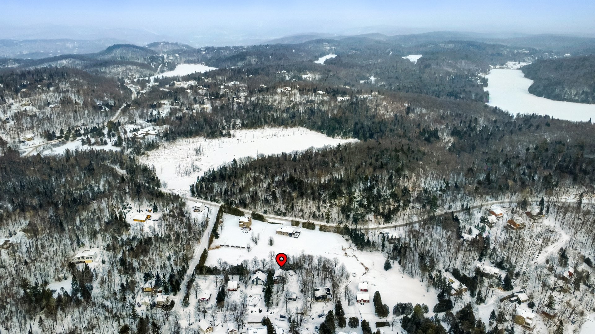 









1726


Ch. de la Baie-du-Lac

,
Saint-Sauveur,




QC
J0R1R1

