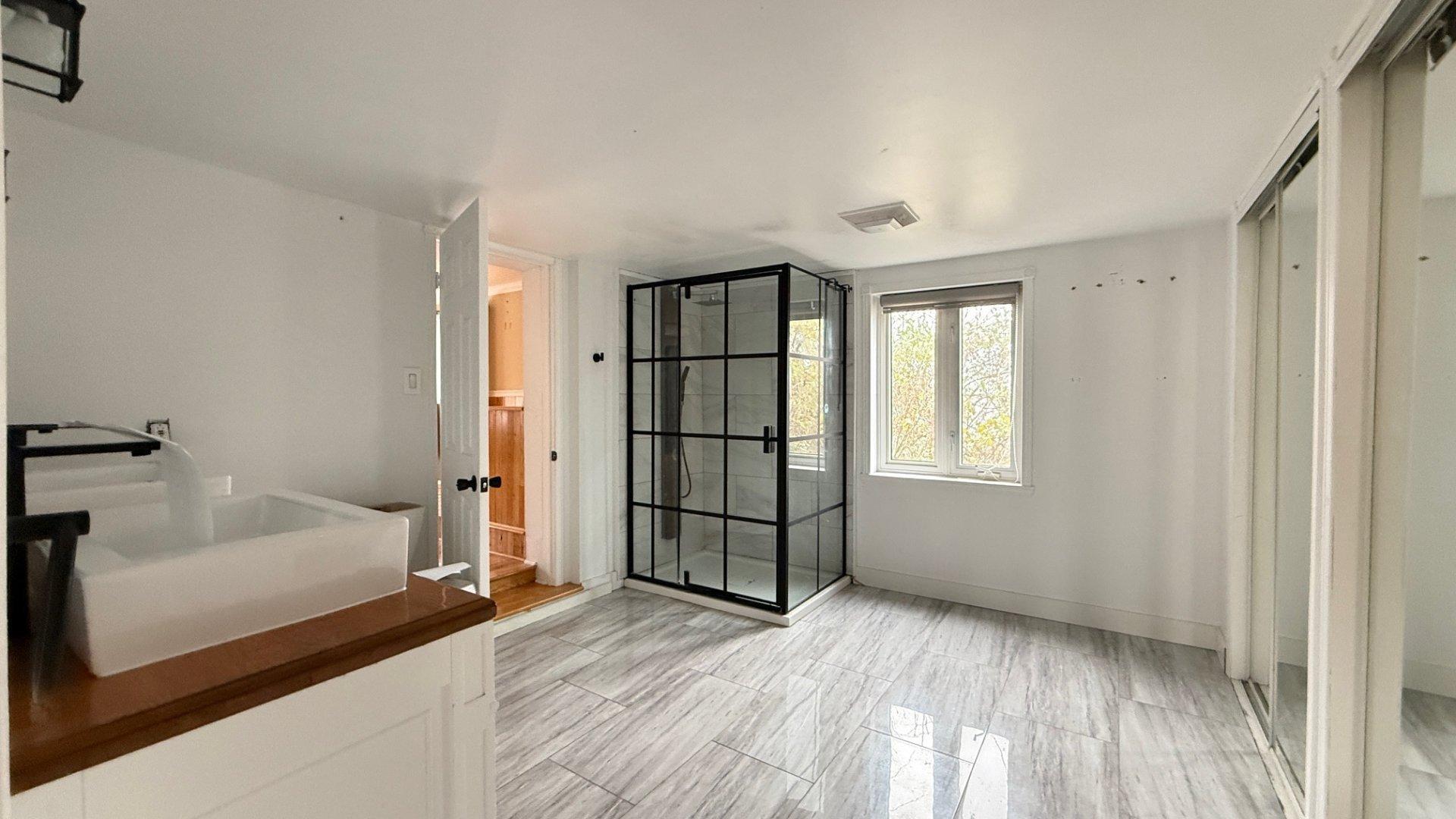 









1370


Ch. du Lac-St-Louis

,
Léry,




QC
J6N1B1

