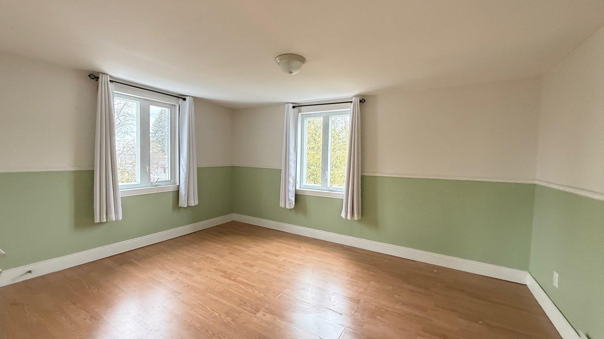 









1370


Ch. du Lac-St-Louis

,
Léry,




QC
J6N1B1

