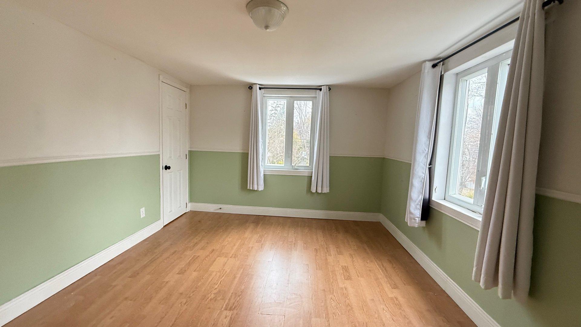 









1370


Ch. du Lac-St-Louis

,
Léry,




QC
J6N1B1

