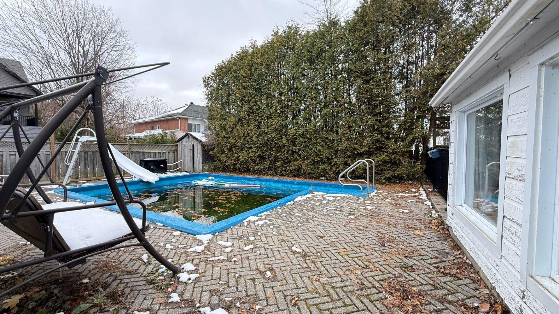 









1370


Ch. du Lac-St-Louis

,
Léry,




QC
J6N1B1

