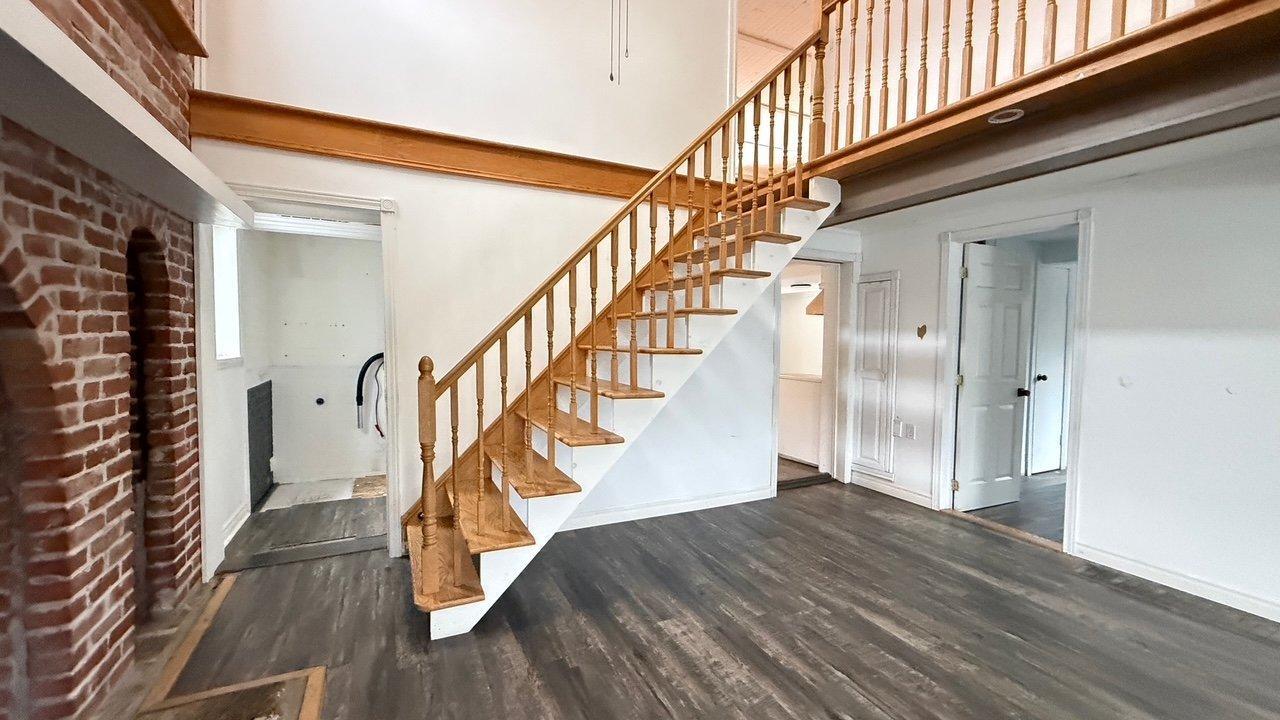 









1370


Ch. du Lac-St-Louis

,
Léry,




QC
J6N1B1

