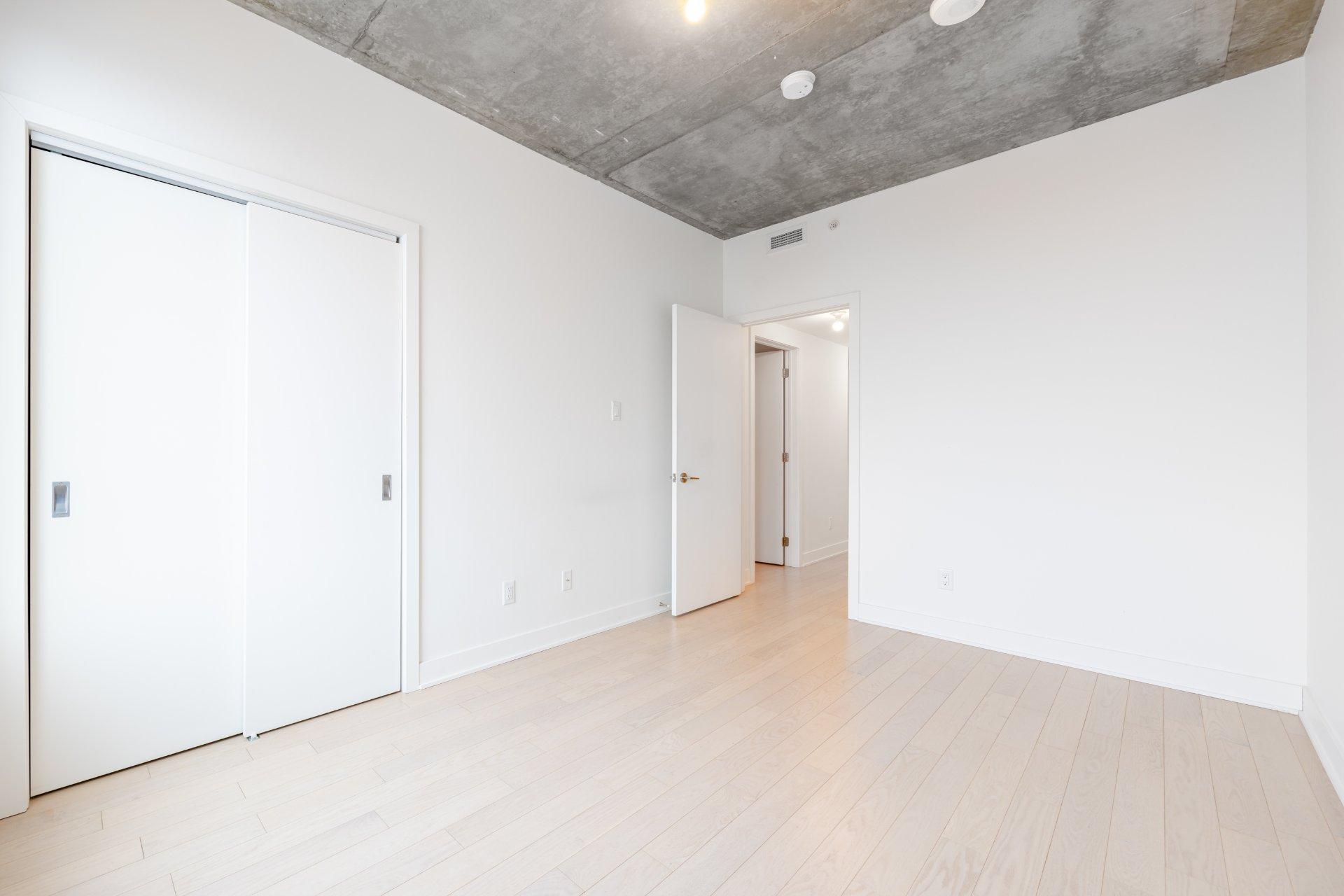 









60


Rue de l'Éclipse

, 1612,
Brossard,




QC
J4Z0T8

