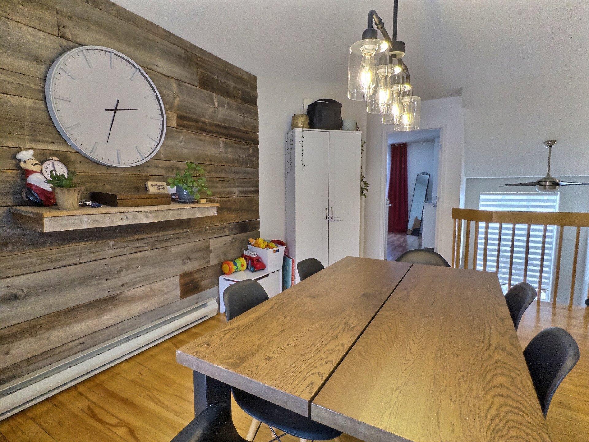 









213


Rue de la Faille

,
Témiscaming,




QC
J0Z3R0

