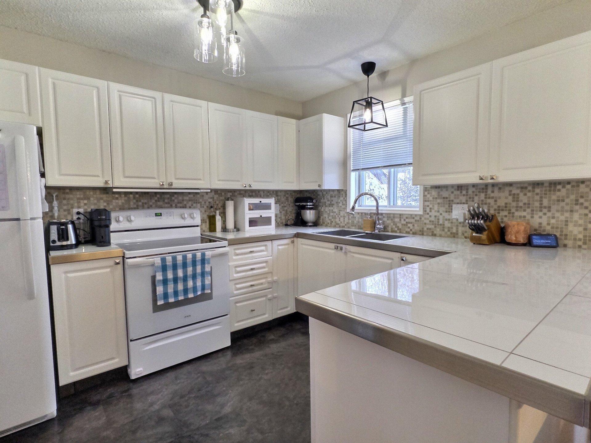 









213


Rue de la Faille

,
Témiscaming,




QC
J0Z3R0

