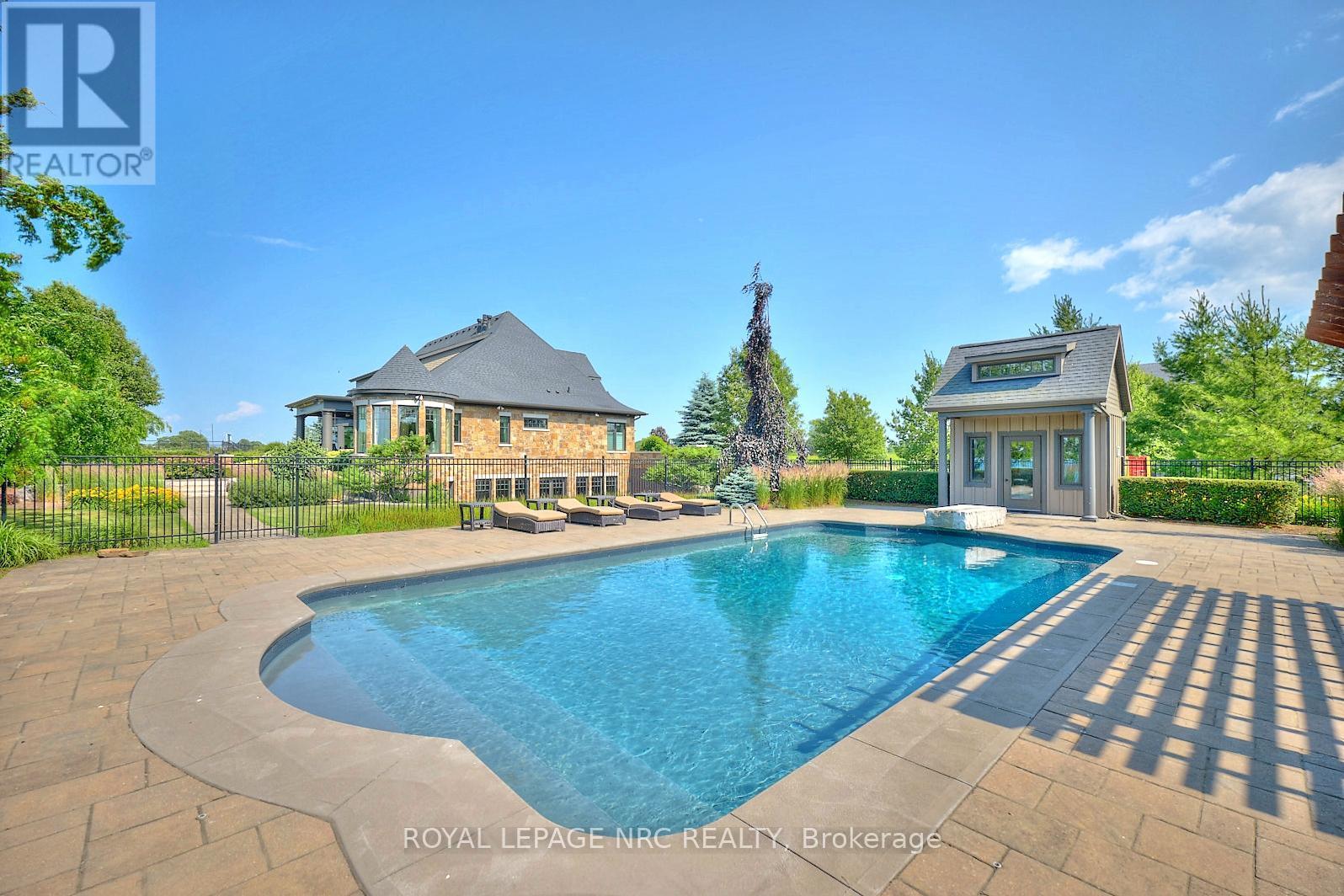 












1234 LAKESHORE ROAD

,
Niagara-on-the-Lake (Lakeshore),







Ontario
L0S1J0


