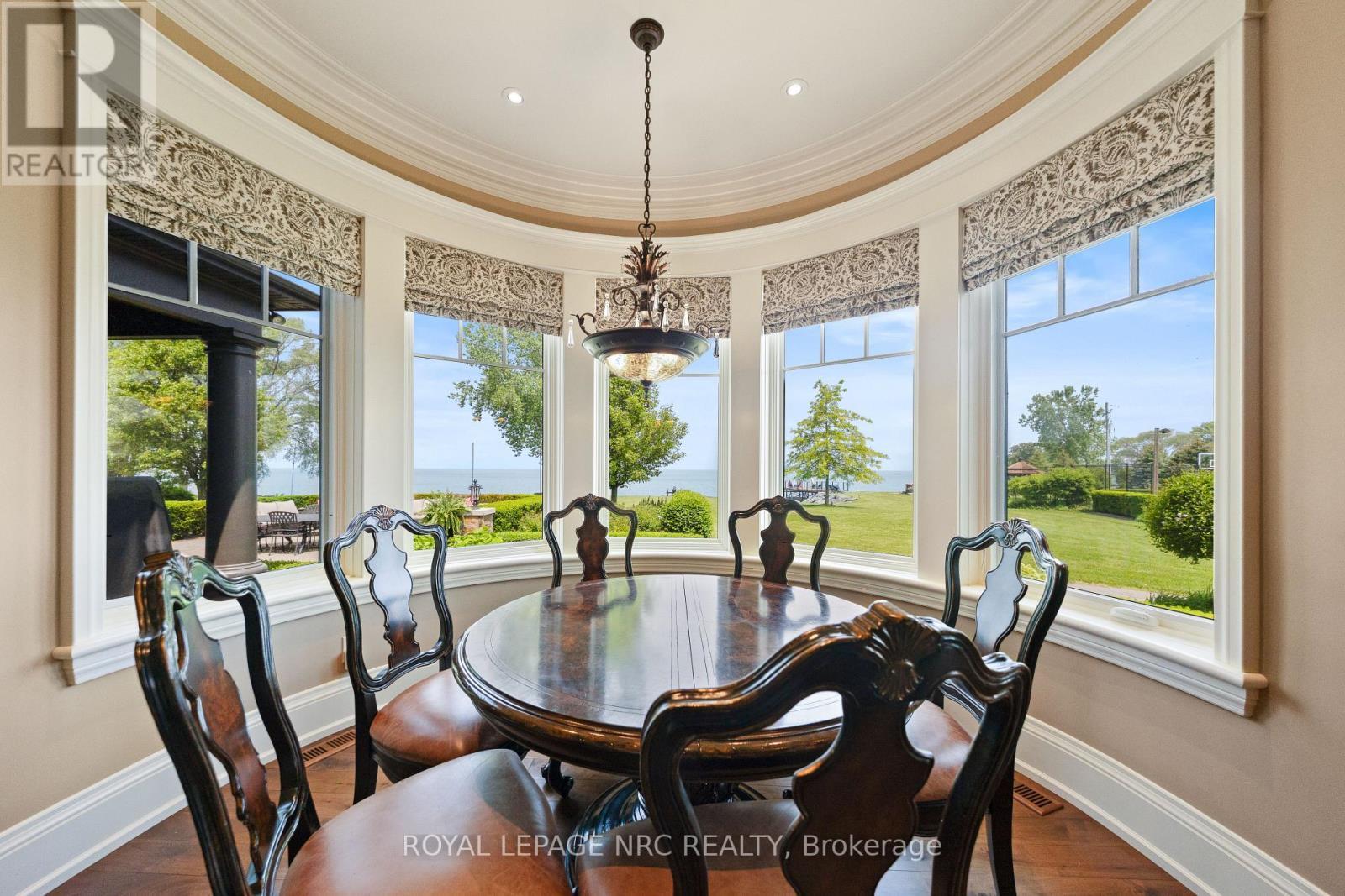 












1234 LAKESHORE ROAD

,
Niagara-on-the-Lake (Lakeshore),







Ontario
L0S1J0

