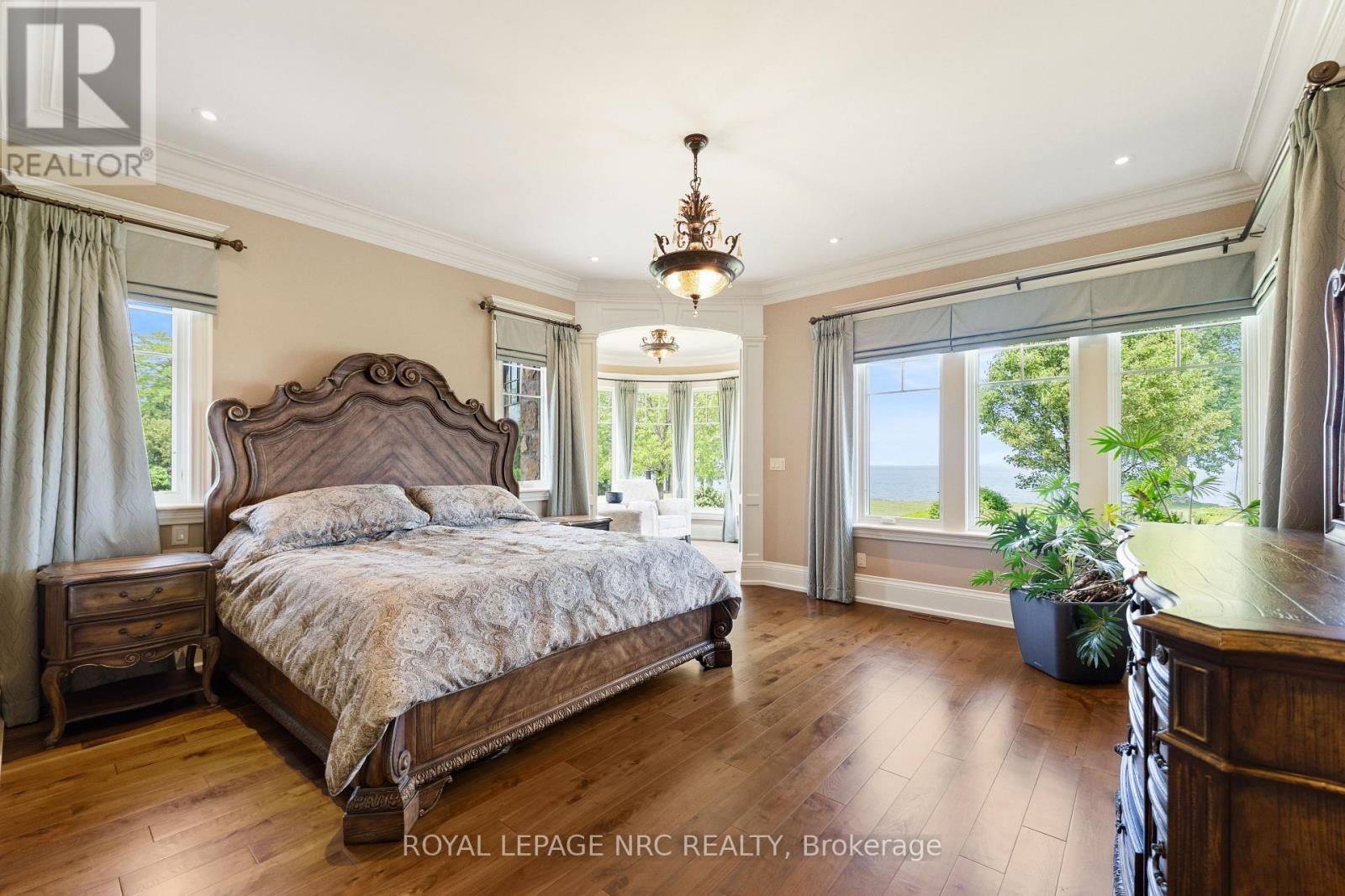 












1234 LAKESHORE ROAD

,
Niagara-on-the-Lake (Lakeshore),







Ontario
L0S1J0

