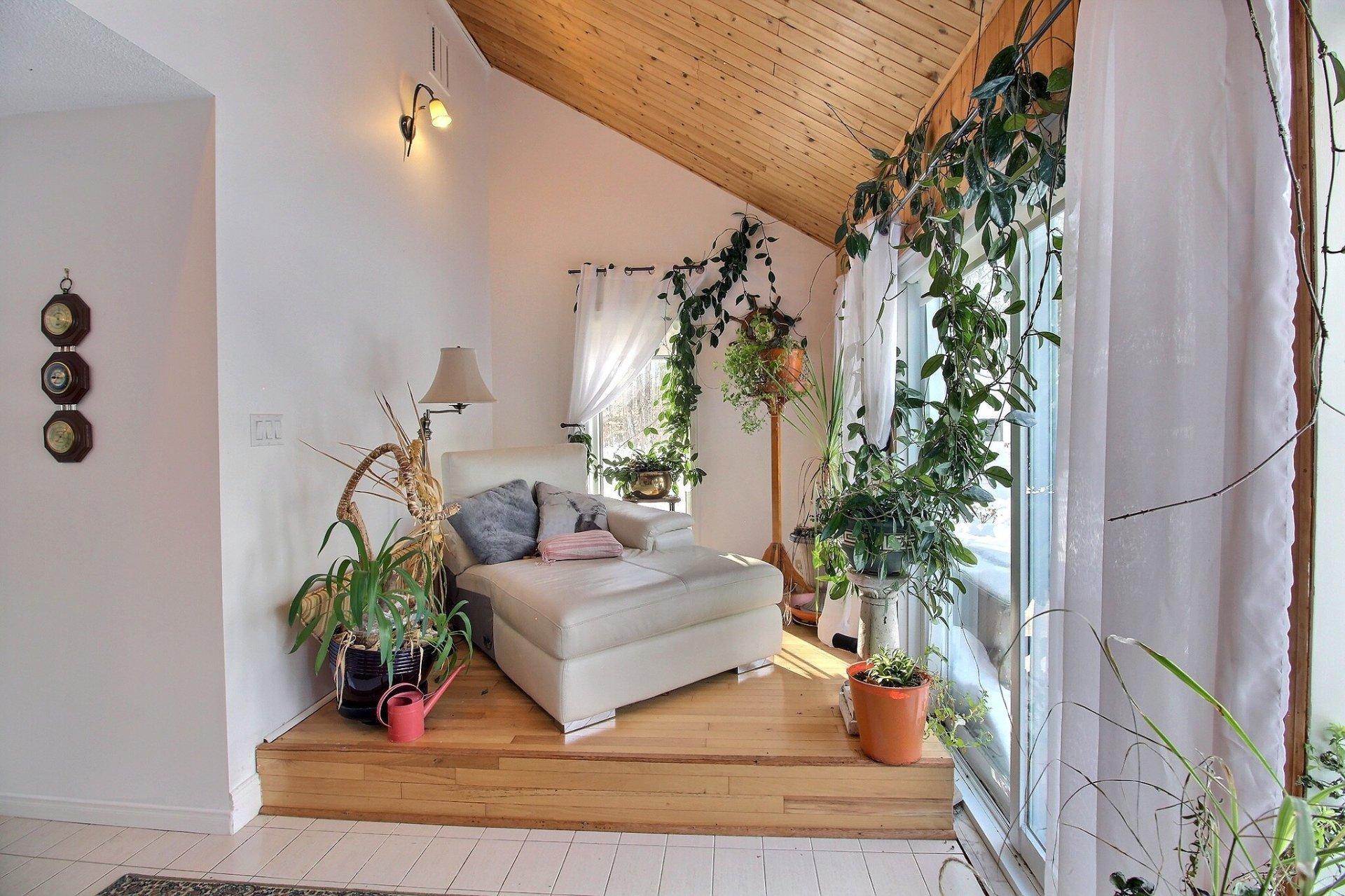 









1759


Ch. Fortin

,
Magog,




QC
J1X0M6

