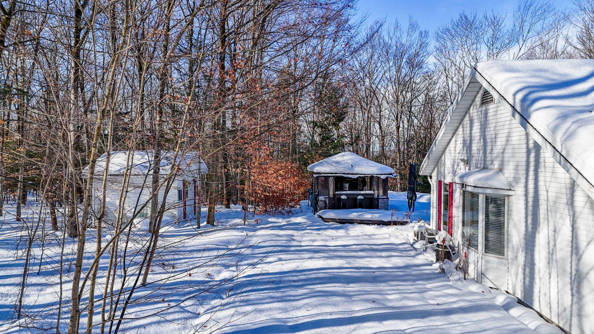 









1759


Ch. Fortin

,
Magog,




QC
J1X0M6

