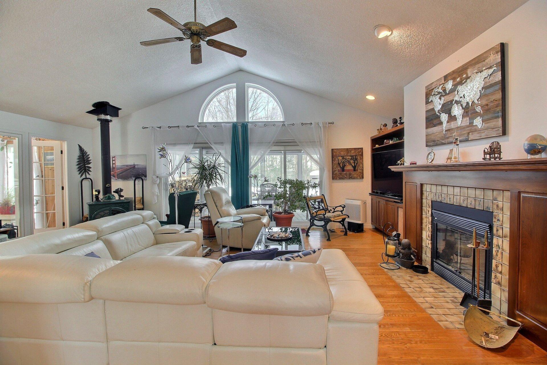 









1759


Ch. Fortin

,
Magog,




QC
J1X0M6

