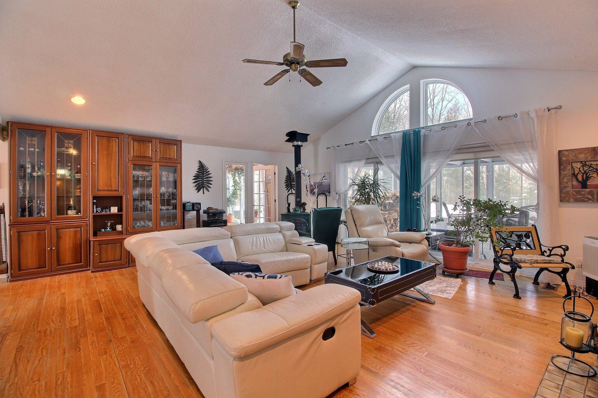 









1759


Ch. Fortin

,
Magog,




QC
J1X0M6

