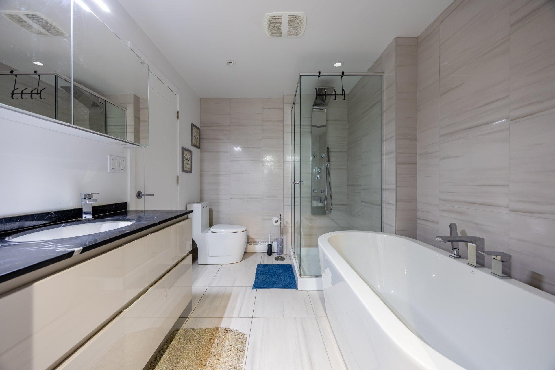 









1310


Boul. René-Lévesque O.

, 603,
Montréal (Ville-Marie),




QC
H3G0B7

