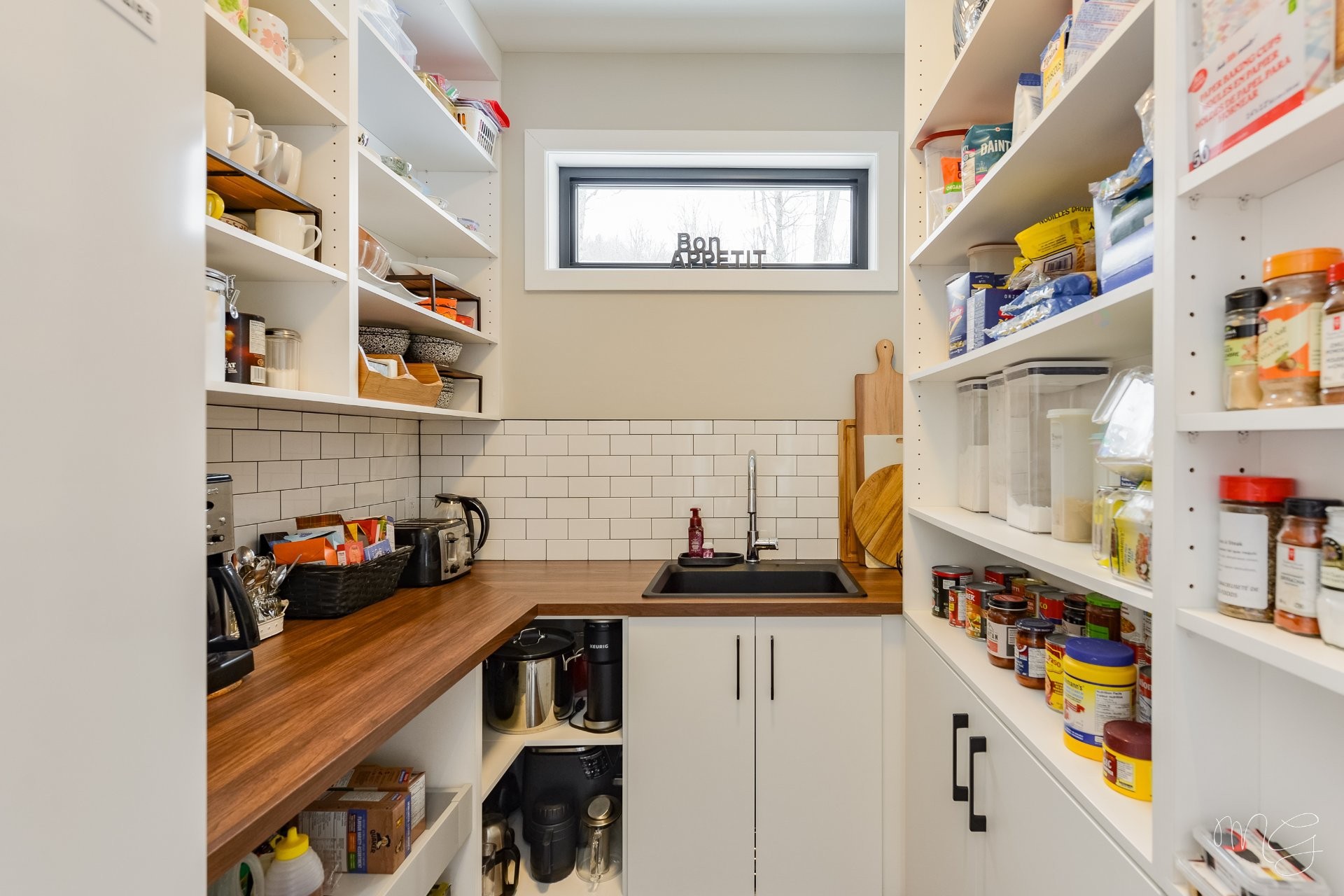 









650


Rue de Belle-Plagne

,
Saint-Sauveur,




QC
J0R1R7

