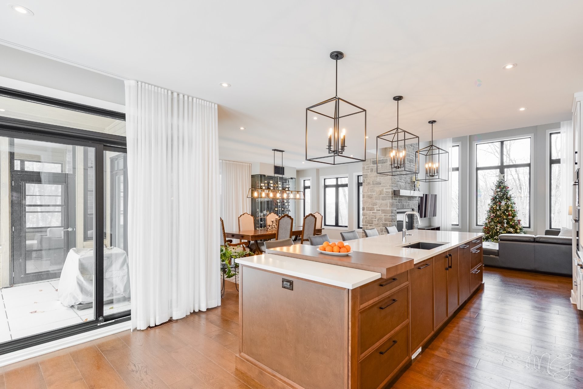 









650


Rue de Belle-Plagne

,
Saint-Sauveur,




QC
J0R1R7

