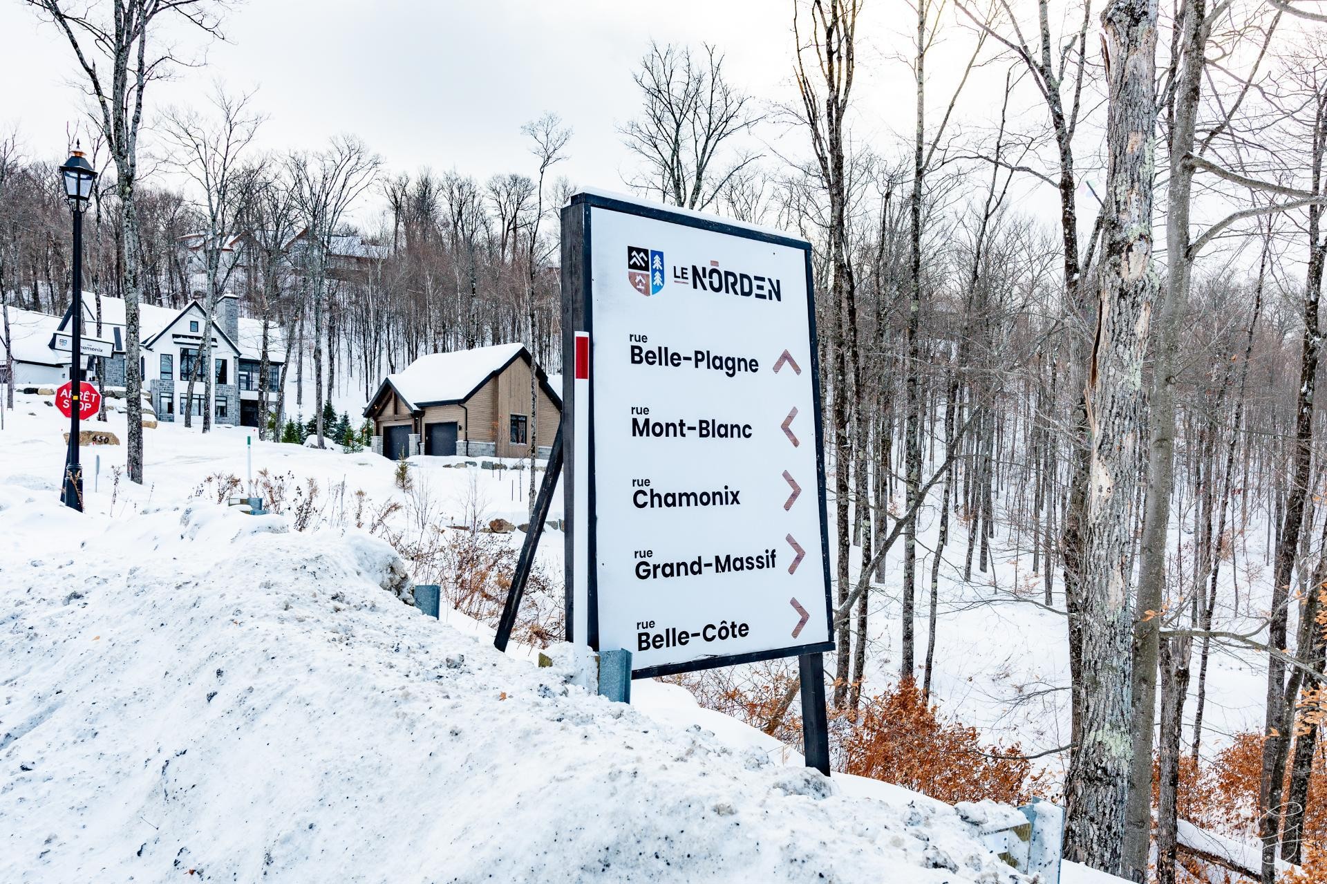 









650


Rue de Belle-Plagne

,
Saint-Sauveur,




QC
J0R1R7

