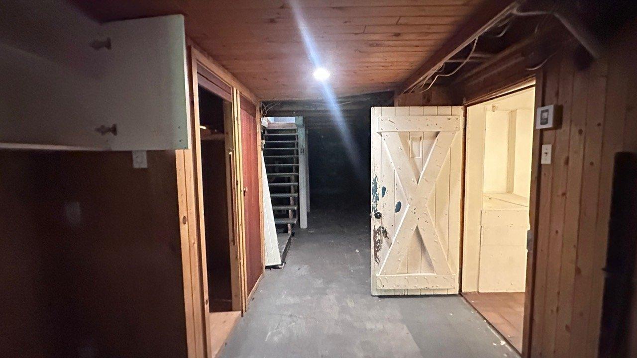 









2076

 - 2080


Mtée Sauvage

,
Saint-Adolphe-d'Howard,




QC
J0T2B0

