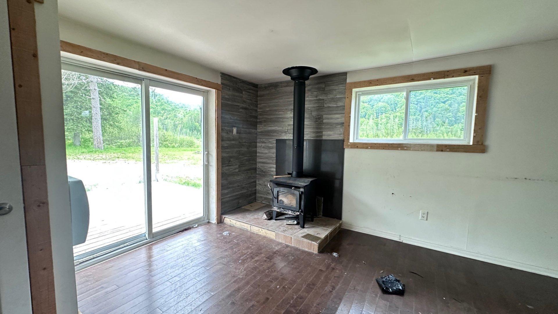 









2076

 - 2080


Mtée Sauvage

,
Saint-Adolphe-d'Howard,




QC
J0T2B0

